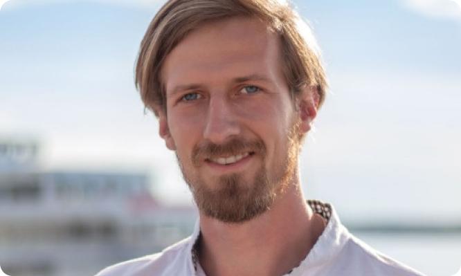 Lars Broekzitter Profile Image Lars Broekzitter Profile Image